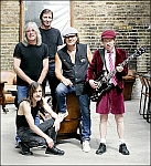 acdc_group_mo.jpg